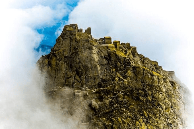 Babak Castle